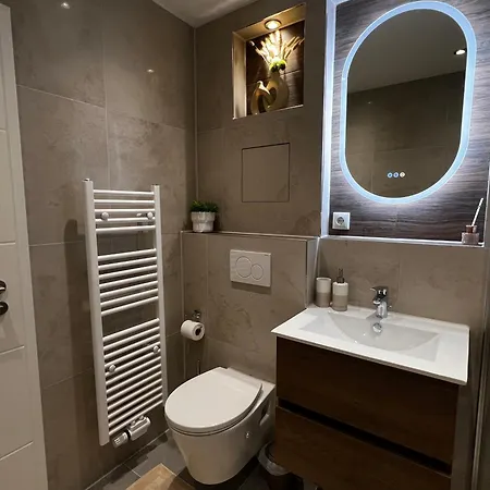 As Mit Balkon * اوغسبورغ