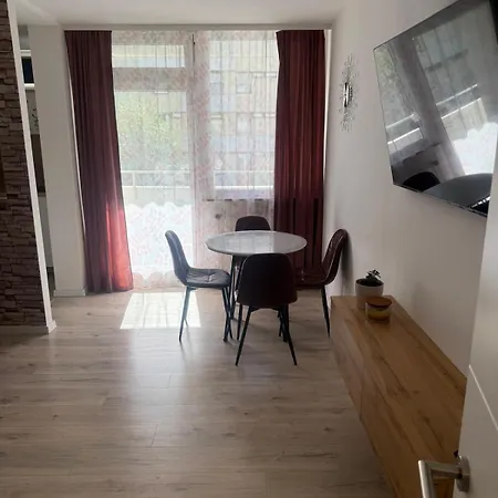 As Mit Balkon *