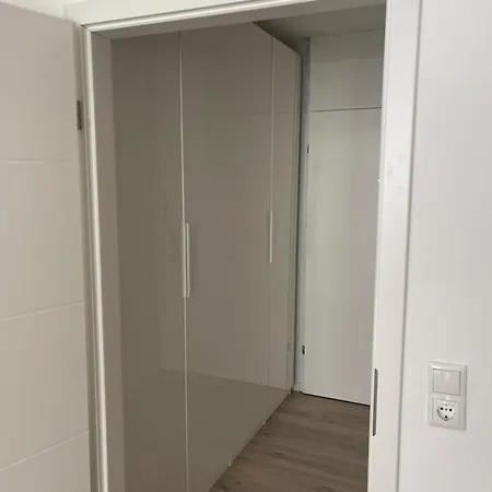 As Mit Balkon اوغسبورغ